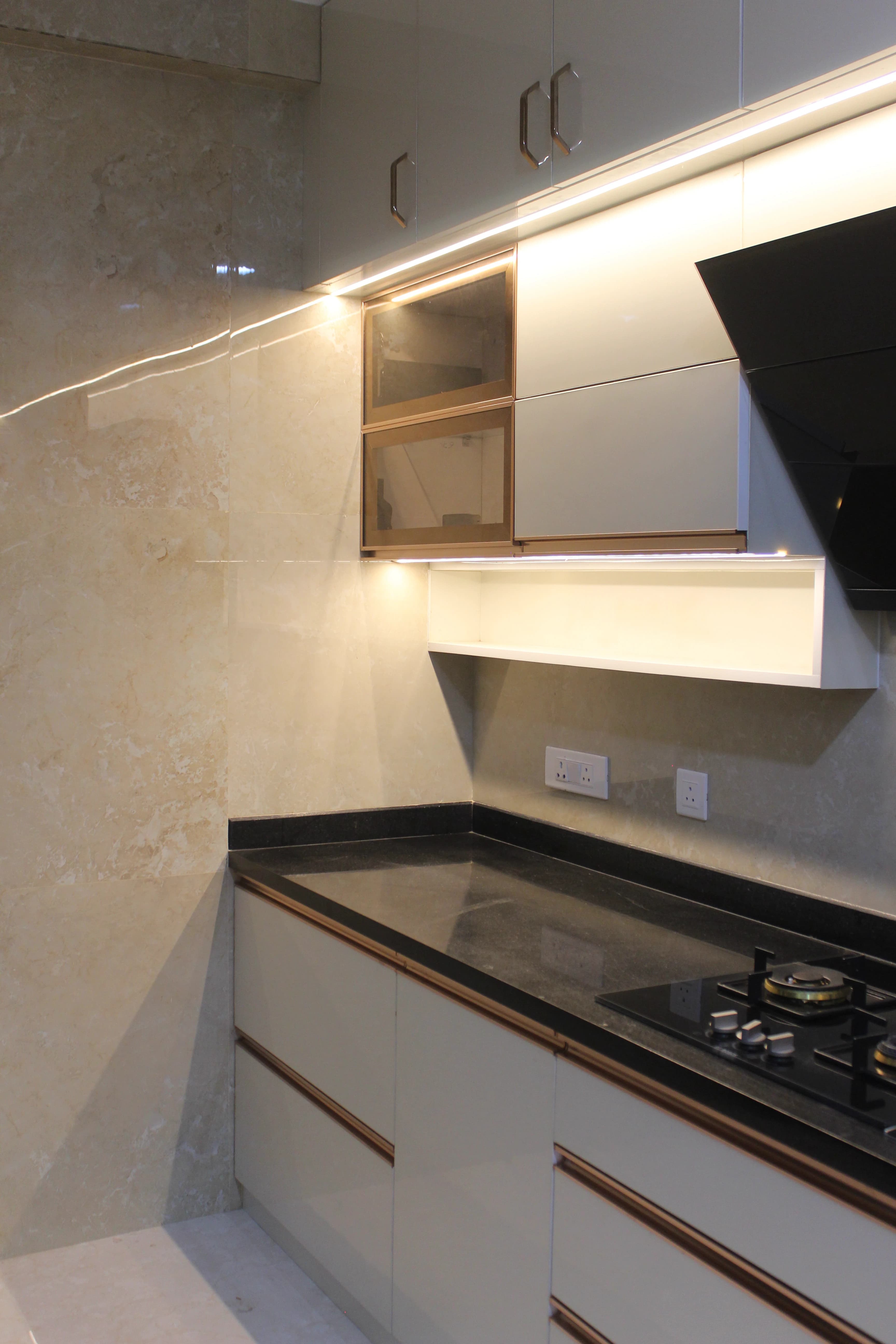 Calm Edge Residence - Vertical image 2